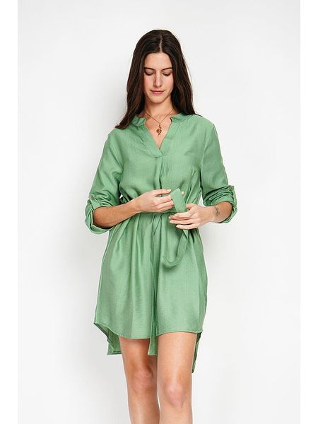 William de Faye Sukienka w kolorze jasnozielonym rozmiar: 34. Zielone sukienki William de Faye, bez wzorów, z tkaniny, klasyczne, bez kołnierzyka, bez ramiączek, midi, rozkloszowane. Za 82,64 zł.