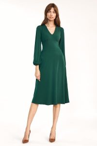 Zielona Elegancka Midi Sukienka z Bufiastym Rękawem. Zielone sukienki Nife, l, bez wzorów, z elastanu, eleganckie, bez kołnierzyka, bez ramiączek, midi. Za 198,90 zł.