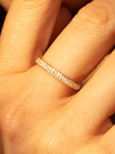 OR ÉCLAT Złoty pierścionek "Amour Innocent" z cyrkoniami rozmiar: 60. Żółte pierścionki OR ÉCLAT, z cyrkonią, złote. Za 826,99 zł.