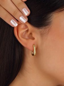 Nakkash Pozłacane kolczyki rozmiar: onesize. Żółte kolczyki Nakkash, pozłacane. Za 52,55 zł.