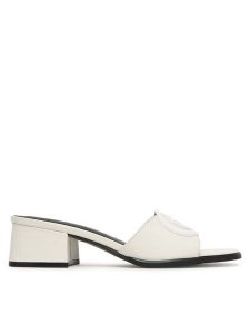 Guess Klapki FLJCNN LEP03 Biały. Białe klapki Guess, z aplikacjami, ze skóry, bez obcasa. Za 449,99 zł.
