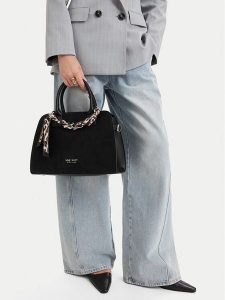 Nine West Torebka CEO-HELLESA-LDA9422 Czarny. Czarne kuferki Nine West, bez wzorów, ze skóry, bez dodatków. Za 279,99 zł.