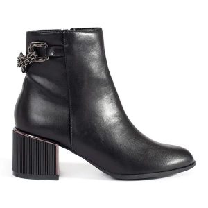 Goodin Czarne botki damskie na eleganckim obcasie. Czarne botki bez wzorów, bez obcasa, bez zapięcia. Za 245,97 zł.