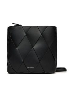 Calvin Klein Torebka Ck Woven Square Crossbody K60K612991 Czarny. Czarne listonoszki Calvin Klein, bez wzorów, ze skóry, bez dodatków. Za 329,99 zł.