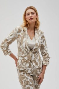 Marynarka z wzorem beżowa. Brązowe marynarki i żakiety MOODO, l, bez wzorów, z elastanu. Za 199,99 zł.