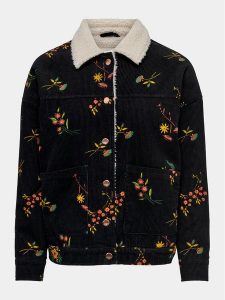 ONLY Kurtka przejściowa Shania 15267303 Czarny Regular Fit. Czarne kurtki ONLY, bez wzorów, z bawełny, bez kaptura. Za 279,99 zł.