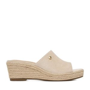 Espadryle Beverly Hills Polo Club. Brązowe espadryle Beverly Hills Polo Club, bez wzorów, bez obcasa. Za 249,99 zł.