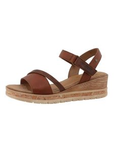 MUSTANG SHOES Sandały "Ileana" w kolorze jasnobrązowym rozmiar: 39. Brązowe sandały MUSTANG SHOES, bez wzorów, z otwartym noskiem, bez obcasa, na koturnie, bez zapięcia. Za 180,06 zł.