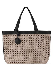 Ilse Jacobsen Shopper bag w kolorze beżowym - 51 x 36 cm rozmiar: onesize. Brązowe shopper bag Ilse Jacobsen, bez wzorów, z materiału, na ramię, bez dodatków. Za 173,99 zł.