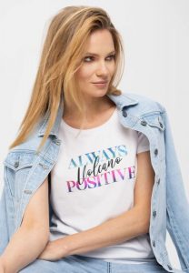 Biały bawełniany t-shirt damski z nadrukiem T-ALWA. Białe t-shirty Volcano, l, bez wzorów, z bawełny, bez kołnierzyka, bez ramiączek. Za 54,99 zł.