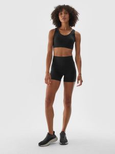 4F Legginsy krótkie treningowe damskie - czarne XS. Czarne legginsy 4f, bez wzorów, z dzianiny, z podwyższonym stanem, krótkie. Za 79,99 zł.