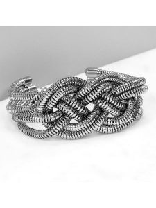 LA CHIQUITA Bransoletka z elementem ozdobnym rozmiar: onesize. Szare bransoletki LA CHIQUITA, z mosiądzu. Za 100,45 zł.