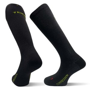 Skarpety narciarskie kompresyjne z wełny Merino Teko ecoSKI PRO Compression. Czarne skarpetki TEKO, bez wzorów, z wełny. Za 74,00 zł.