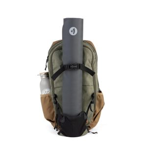 Plecak na matę do jogi Bodhi Daypack. Zielone plecaki BODHI. Za 199,99 zł.