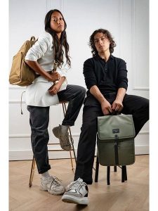 Maison héritage PARIS Plecak "Dosi" w kolorze khaki - 29,5 x 42 x 12 cm rozmiar: onesize. Brązowe plecaki Maison héritage PARIS. Za 333,81 zł.