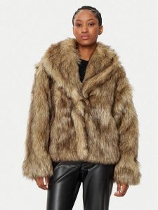 Gina Tricot Futro 24547 Brązowy Regular Fit. Brązowe płaszcze Gina Tricot, xl, bez wzorów, z futra, bez kaptura. Za 429,99 zł.