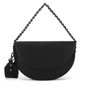 Torebka DeeZee. Czarne listonoszki DeeZee, bez wzorów, bez dodatków. Za 129,99 zł.