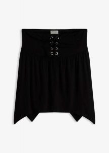 Top z falbanką. Czarne topy bonprix, bez wzorów, eleganckie, bez kołnierzyka, bez ramiączek. Za 59,99 zł.