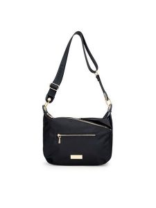 Monnari Torebka TORIMP0-24Z-BAG4690-K020 Czarny. Czarne listonoszki Monnari, bez wzorów, ze skóry, bez dodatków. Za 259,99 zł.