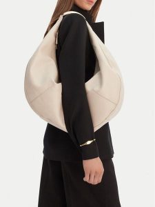 GINO ROSSI Torebka EO-LDA8806 Écru. Torebki klasyczne Gino Rossi, bez wzorów, z materiału, bez dodatków. Za 279,99 zł.