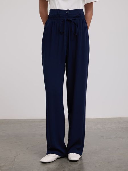 BGN Spodnie w kolorze granatowym rozmiar: 38. Niebieskie spodnie z wysokim stanem BGN, bez wzorów, z materiału, z podwyższonym stanem. Za 109,00 zł.