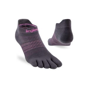Skarpety do biegania damskie Injinji Run Lightweight No-Show. Czerwone skarpetki Injinji, bez wzorów. Za 69,99 zł.