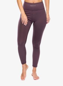 Legginsy damskie Super.natural High Rise Tight. Fioletowe legginsy super.natural, bez wzorów, z materiału. Za 284,89 zł.