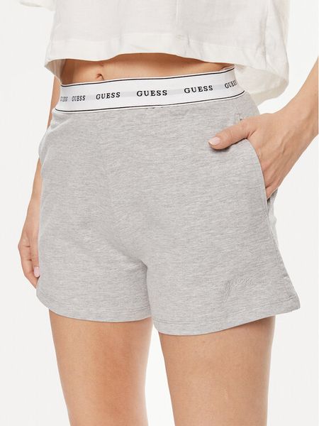 Guess Szorty piżamowe O4GD02 KBS91 Szary Loose Fit. Szare piżamy Guess, z aplikacjami, z bawełny. Za 99,99 zł.