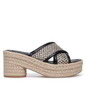 Espadryle Nine West. Czarne espadryle Nine West, bez wzorów, bez obcasa. Za 137,99 zł.