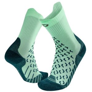 Skarpety trekkingowe kobieta Thermic Outdoor UltraCool Crew Lady wysokosc goleni. Zielone skarpetki THERM-IC, bez wzorów, z elastanu. Za 116,00 zł.