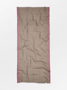 Becksöndergaard Szal w kolorze beżowo-różowym - 185 x 85 cm rozmiar: onesize. Brązowe szaliki Becksöndergaard, bez wzorów, z bawełny. Za 113,99 zł.