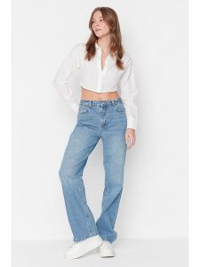 Trendyol Dżinsy - Comfort fit - w kolorze błękitnym rozmiar: 36. Niebieskie jeansy Trendyol, bez wzorów. Za 118,56 zł.