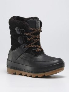 Kamik Skórzane kozaki zimowe "Celestem" w kolorze czarnym rozmiar: 40. Czarne kozaki Kamik, na zimę, bez wzorów, z materiału, z okrągłym noskiem, bez obcasa, bez zapięcia. Za 217,02 zł.