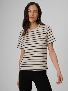 4F T-shirt relaxed z nadrukiem damski - kremowy XL. Białe t-shirty 4f, xl, bez wzorów, z bawełny, bez kołnierzyka, bez ramiączek. Za 69,99 zł.