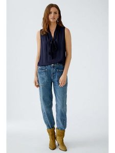 Oui Bluzka w kolorze granatowym rozmiar: 38. Niebieskie bluzki Oui, bez wzorów, bez kołnierzyka, bez ramiączek. Za 122,96 zł.