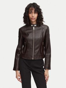 Guess Kurtka z imitacji skóry W6YL25 W2914 Brązowy ciemny Regular Fit. Brązowe kurtki Guess, l, z aplikacjami, ze skóry, bez kaptura. Za 597,99 zł.
