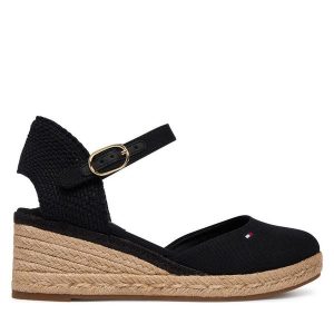 Espadryle Tommy Hilfiger. Czarne espadryle TOMMY HILFIGER, bez wzorów, bez obcasa. Za 409,99 zł.
