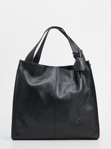 Christian Laurier Skórzana torebka "Maxi" w kolorze czarnym - 38,5 x 37 x 10 cm rozmiar: onesize. Czarne torebki klasyczne Christian Laurier, bez wzorów, z materiału, bez dodatków. Za 390,92 zł.