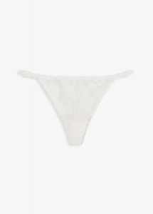 Stringi. Białe stringi bonprix, bez wzorów. Za 27,99 zł.