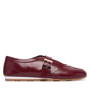 Baleriny Tommy Hilfiger. Czerwone balerinki TOMMY HILFIGER, bez wzorów, bez obcasa, bez zapięcia. Za 449,99 zł.