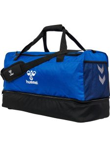 Torba sportowa Hummel Core 2.0 W SC. Czarne torby podróżne i sportowe Hummel, bez wzorów, z materiału, na ramię. Za 191,00 zł.