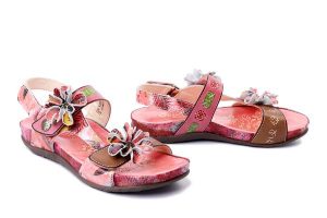LAURA VITA Liloo 25 CX1933-25 rose, sandały damskie. Czerwone sandały LAURA VITA, bez wzorów, ze skóry, bez obcasa, na obcasie, bez zapięcia. Za 206,94 zł.