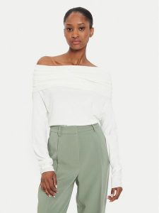 Kontatto Sweter AI2025 3M0113 Écru Regular Fit. Golfy Kontatto, m, z syntetyku, bez kołnierzyka. Za 199,99 zł.