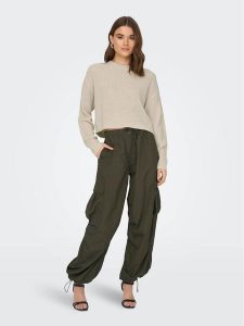ONLY Sweter Malavi 15284453 Beżowy Regular Fit. Brązowe swetry klasyczne ONLY, s, z syntetyku, bez kołnierzyka. Za 89,99 zł.