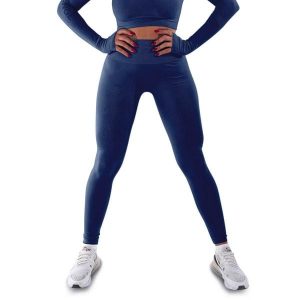 Techniczne legginsy z efektem push-up i idealną sylwetką. Niebieskie legginsy R-EVENGE, bez wzorów, z elastanu. Za 195,88 zł.