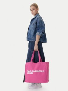 Karl Lagerfeld Jeans Torebka A1W50002 Bordowy. Czerwone shopper bag Karl Lagerfeld Jeans, bez wzorów, z jeansu, bez dodatków. Za 259,99 zł.