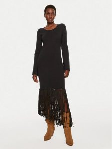 Munthe Sukienka dzianinowa Toady 243134024376 Czarny Slim Fit. Czarne sukienki Munthe, bez wzorów, z dzianiny, bez kołnierzyka, bez ramiączek. Za 699,99 zł.