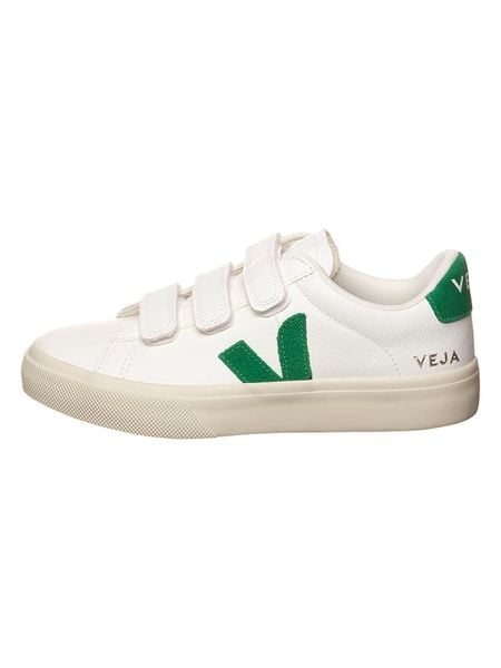 Veja Skórzane sneakersy "Recife" w kolorze biało-zielonym rozmiar: 39. Białe trampki Veja, bez wzorów, bez zapięcia. Za 407,90 zł.