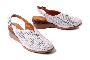 ARTIKER RELAKS 56C0620 kolorowy, sandały damskie. Żółte sandały Artiker Relaks, bez wzorów, bez obcasa, na koturnie, bez zapięcia. Za 174,93 zł.