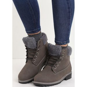 Szare Traperki Stitches. Buty zimowe marki Born2be. Za 89,99 zł.
